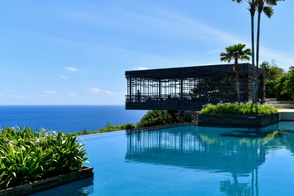 Luxury Hotels